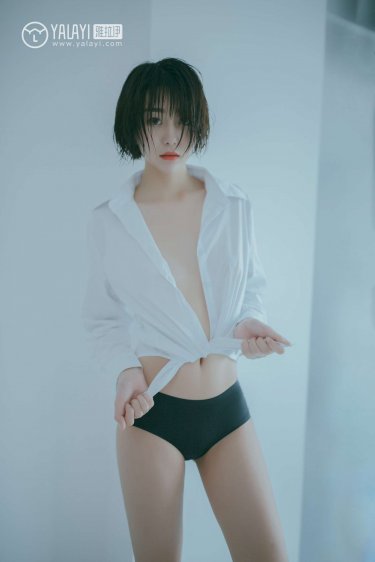 男女边摸边吃奶边做高清